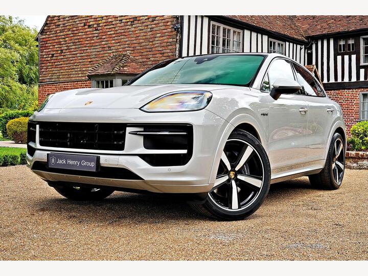 Porsche CAYENNE 3.0 V6 E-Hybrid 25.9kWh TiptronicS 4WD Euro 6 (s/s) 5dr