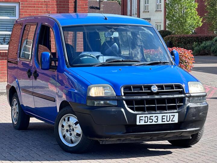 Fiat Doblo 1.9 JTD SX 5dr