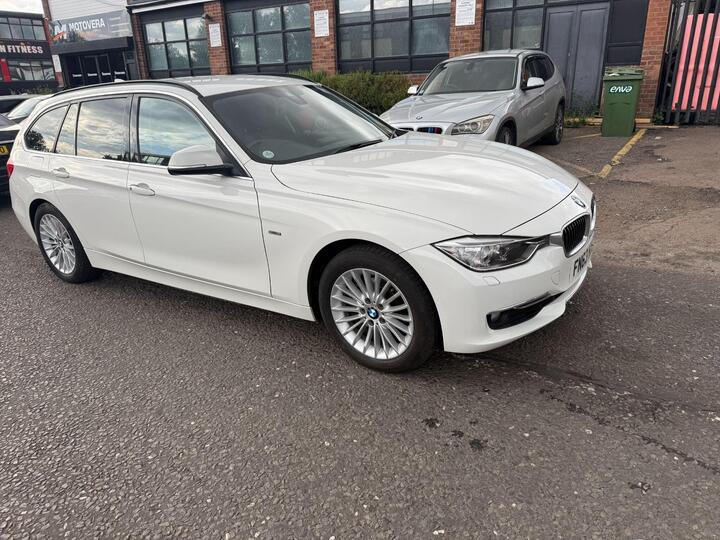 BMW 3 Series 2.0 320i Luxury Touring Auto XDrive Euro 6 (s/s) 5dr