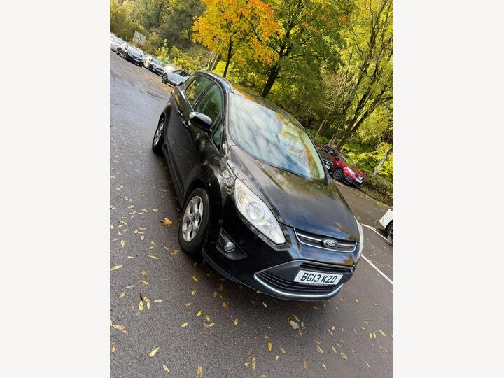 Ford Grand C-Max 1.6 TDCi Zetec Euro 5 5dr Ford Grand C-Max 1.6 TDCi Zetec Euro 5 5dr