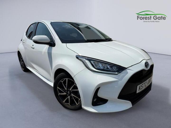 Toyota Yaris 1.5 VVT-h Design E-CVT Euro 6 (s/s) 5dr