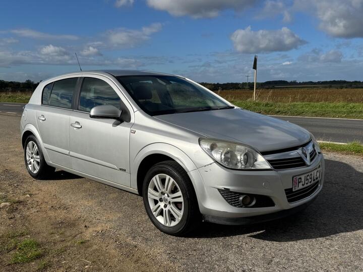 Vauxhall Astra 1.6i 16v Design 5dr