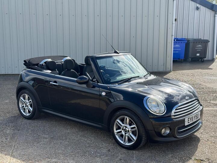 MINI Convertible 1.6 Cooper Euro 5 (s/s) 2dr