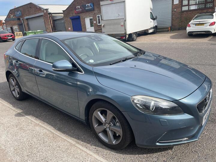 Volvo V40 1.6 T4 SE Powershift Euro 5 (s/s) 5dr