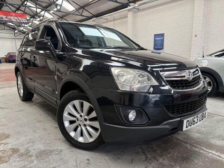Vauxhall Antara 2.2 CDTi Exclusiv 4WD Euro 5 (s/s) 5dr Vauxhall Antara 2.2 CDTi Exclusiv 4WD Euro 5 (s/s) 5dr