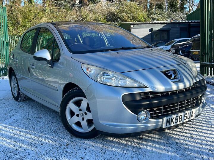 Peugeot 207 1.4 VTi Cielo 5dr Peugeot 207 1.4 VTi Cielo 5dr