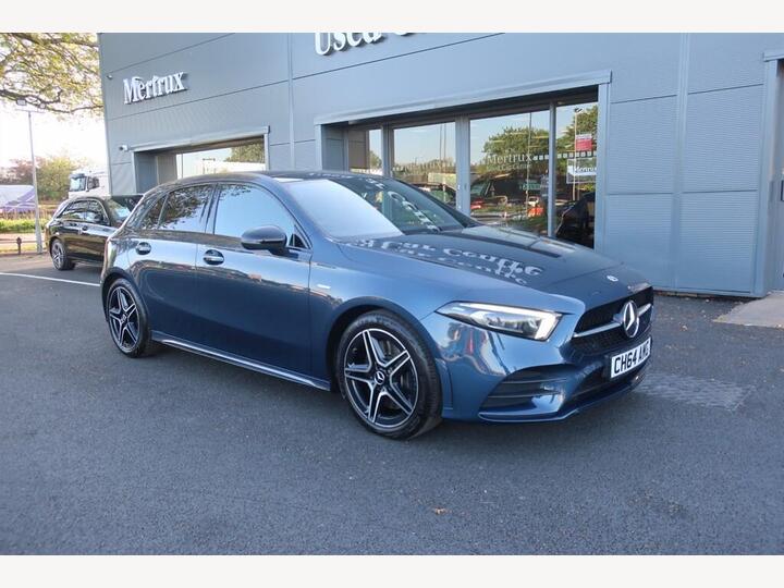 Mercedes-Benz A Class 2.0 A250 AMG Line Edition (Premium Plus) 7G-DCT Euro 6 (s/s) 5dr