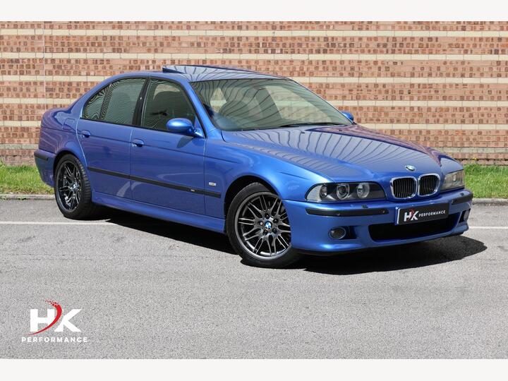 BMW M5 4.9i 4dr