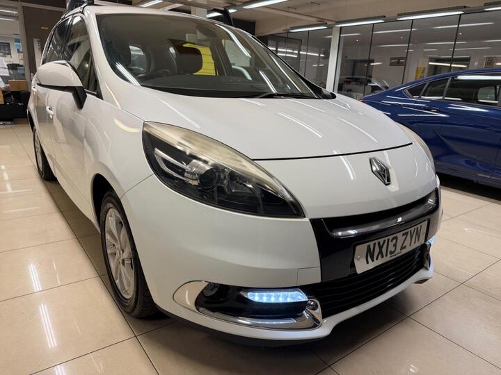 Renault Scenic 1.5 DCi Dynamique TomTom Euro 5 (s/s) 5dr