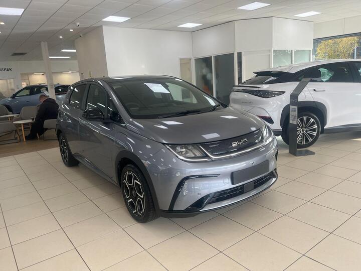 BYD Dolphin 60.48kWh Design Auto 5dr