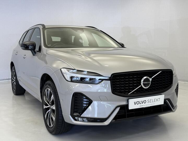 Volvo XC60 2.0 B5 MHEV Plus Auto AWD Euro 6 (s/s) 5dr