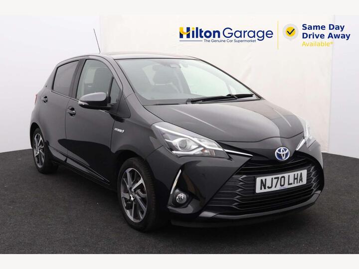 Toyota YARIS 1.5 VVT-h Y20 Bi-tone E-CVT Euro 6 (s/s) 5dr