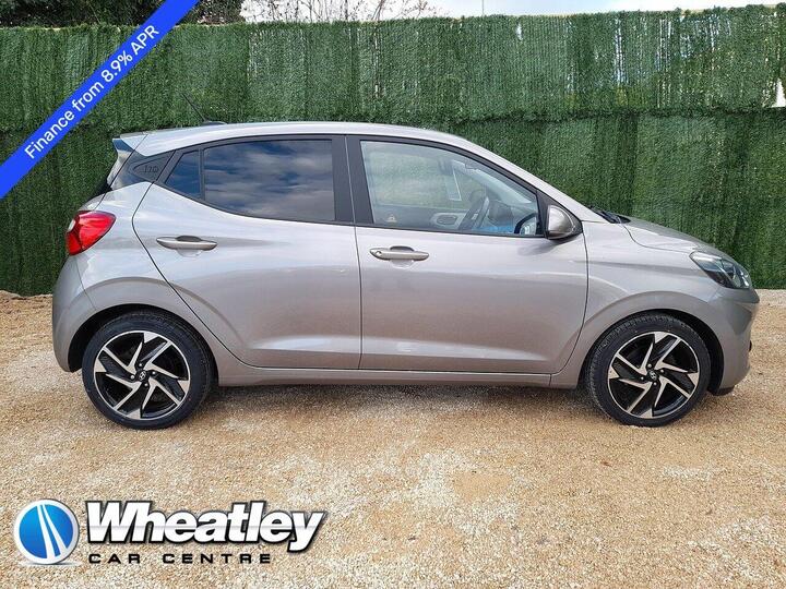 Hyundai I10 1.0 Premium Euro 6 (s/s) 5dr Hyundai I10 1.0 Premium Euro 6 (s/s) 5dr