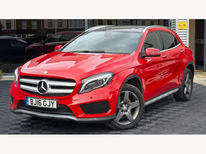 Mercedes-Benz GLA 2.1 GLA220d AMG Line (Premium Plus) 7G-DCT 4MATIC Euro 6 (s/s) 5dr