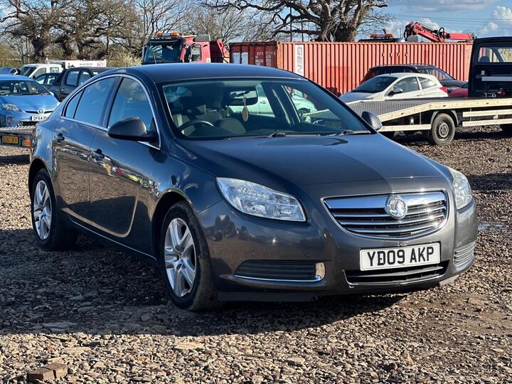 Vauxhall Insignia 1.8 16V Exclusiv Euro 5 5dr