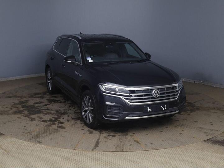 Volkswagen TOUAREG 3.0 TDI V6 R-Line Tiptronic 4Motion Euro 6 (s/s) 5dr
