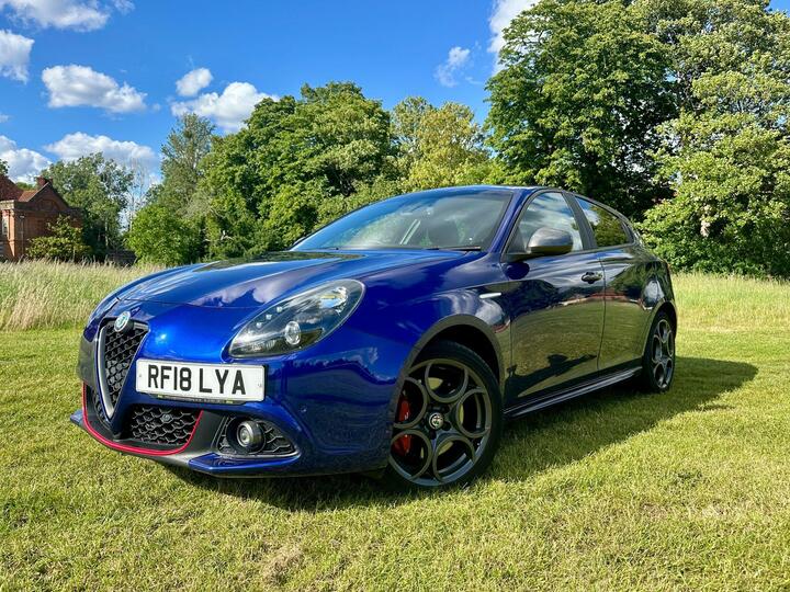 Alfa Romeo Giulietta 1.4 TB MultiAir Speciale Euro 6 (s/s) 5dr Alfa Romeo Giulietta 1.4 TB MultiAir Speciale Euro 6 (s/s) 5dr