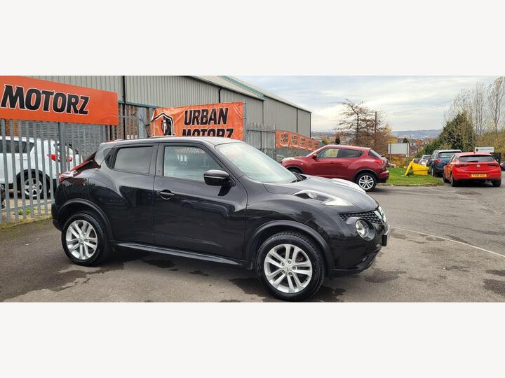 Nissan Juke 1.2 DIG-T N-Connecta Euro 6 (s/s) 5dr Nissan Juke 1.2 DIG-T N-Connecta Euro 6 (s/s) 5dr