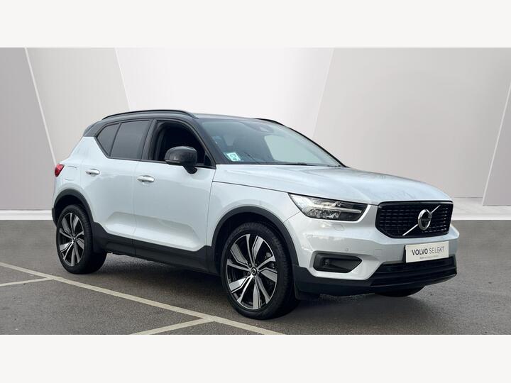 Volvo XC40 1.5h T5 Recharge 10.7kWh Ultimate Dark Auto Euro 6 (s/s) 5dr