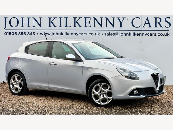 Alfa Romeo Giulietta 2.0 JTDM-2 Super Euro 6 (s/s) 5dr Alfa Romeo Giulietta 2.0 JTDM-2 Super Euro 6 (s/s) 5dr