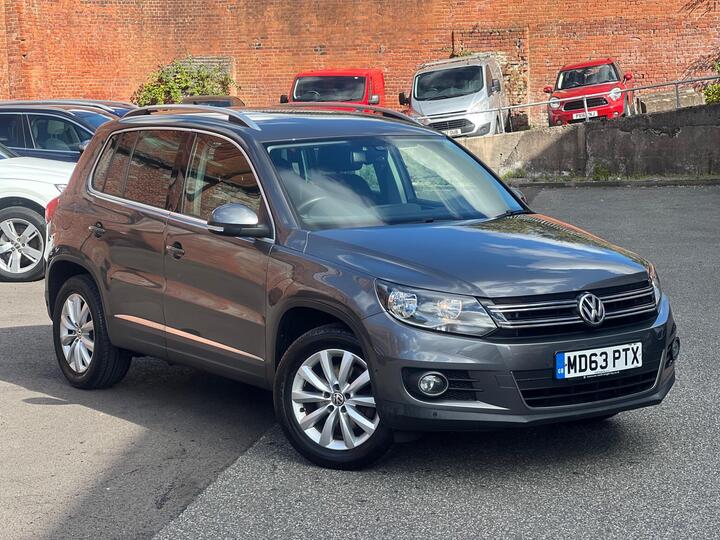 Volkswagen Tiguan 2.0 TDI BlueMotion Tech Match 4WD Euro 5 (s/s) 5dr