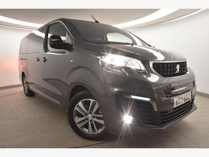 Peugeot TRAVELLER 50kWh Business VIP Long MPV Auto LWB 5dr (8 Seat, 7.4kW Charger) Peugeot TRAVELLER 50kWh Business VIP Long MPV Auto LWB 5dr (8 Seat, 7.4kW Charger)