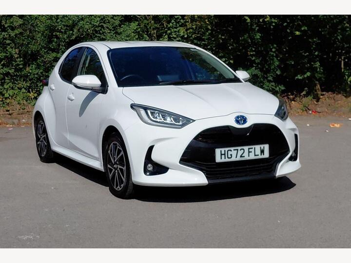 Toyota Yaris 1.5 VVT-h Design E-CVT Euro 6 (s/s) 5dr