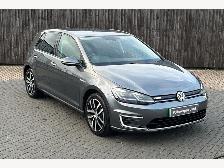 Volkswagen E-Golf 35.8kWh E-Golf Auto 5dr