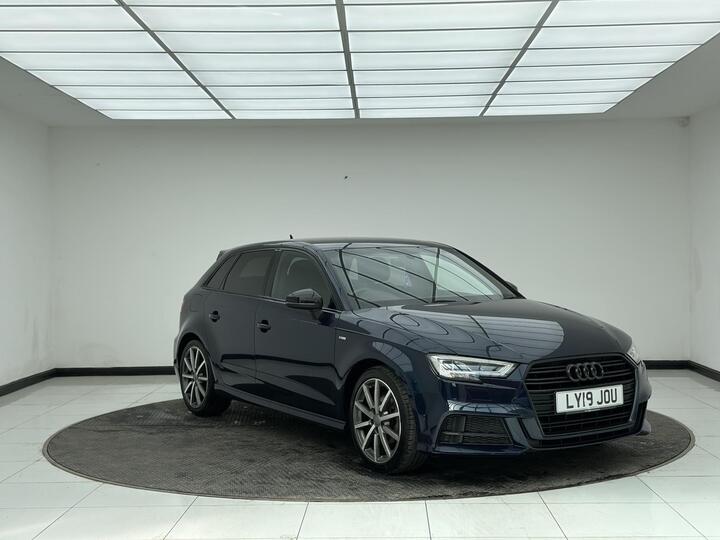 Audi A3 1.5 TFSI CoD 35 Black Edition Sportback S Tronic Euro 6 (s/s) 5dr