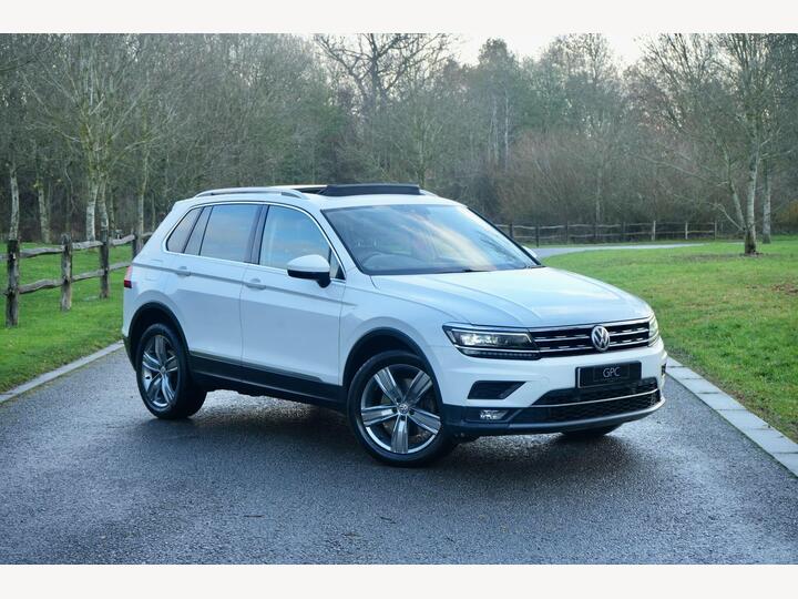 Volkswagen Tiguan 2.0 TDI SEL DSG 4Motion Euro 6 (s/s) 5dr Volkswagen Tiguan 2.0 TDI SEL DSG 4Motion Euro 6 (s/s) 5dr