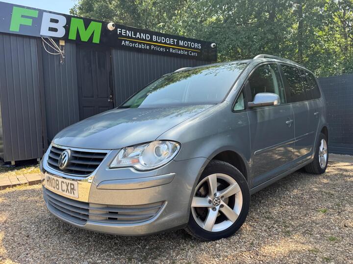 Volkswagen Touran 2.0 TDI SE DSG 5dr (5 Seats)