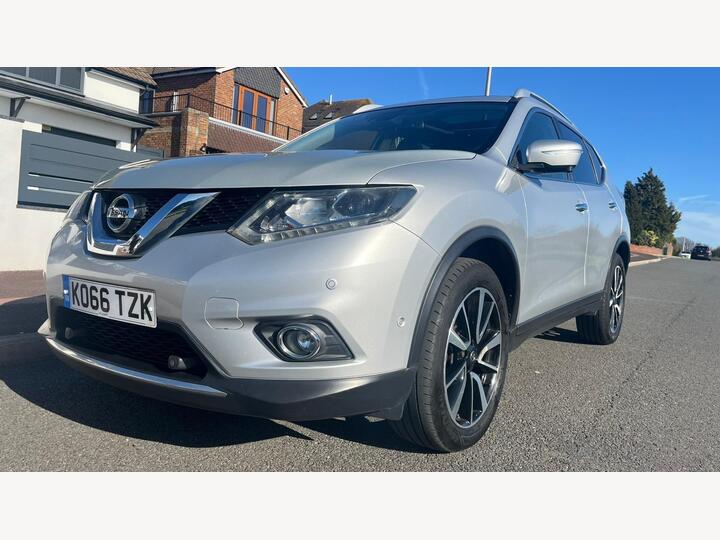 Nissan X-Trail 2.0 DCi Tekna XTRON 4WD Euro 6 (s/s) 5dr