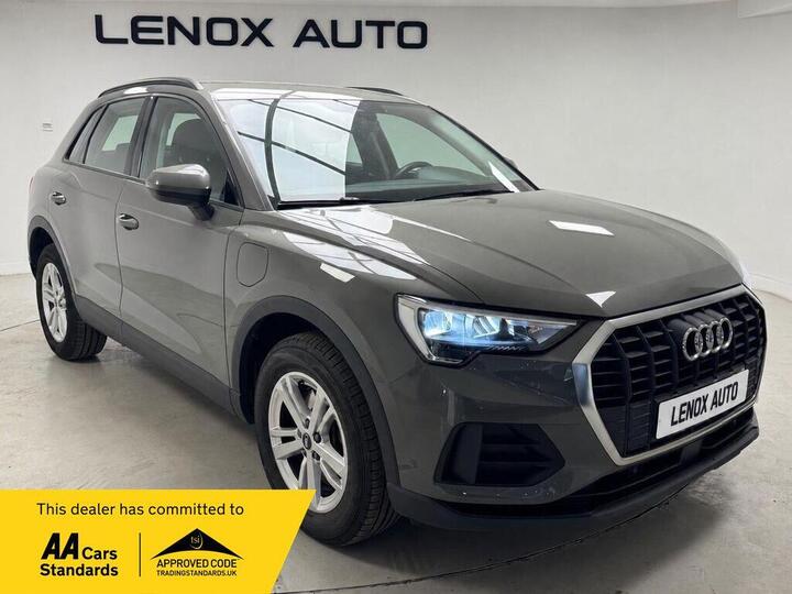 Audi Q3 1.4 TFSIe 45 Technik S Tronic Euro 6 (s/s) 5dr 13kWh