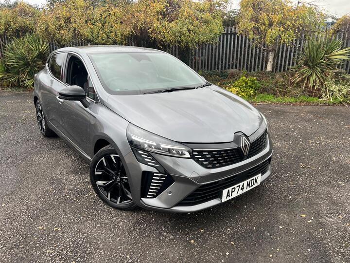 Renault Clio 1.6 E-TECH Techno Auto Euro 6 (s/s) 5dr