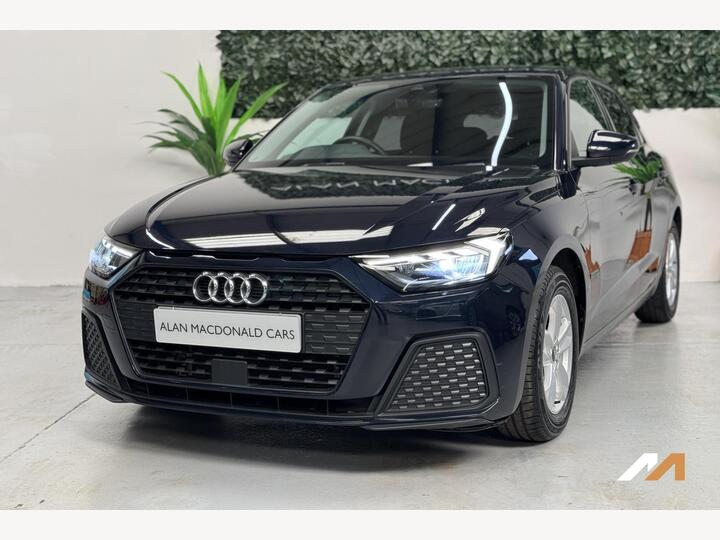 Audi A1 1.0 TFSI 25 Technik Sportback Euro 6 (s/s) 5dr