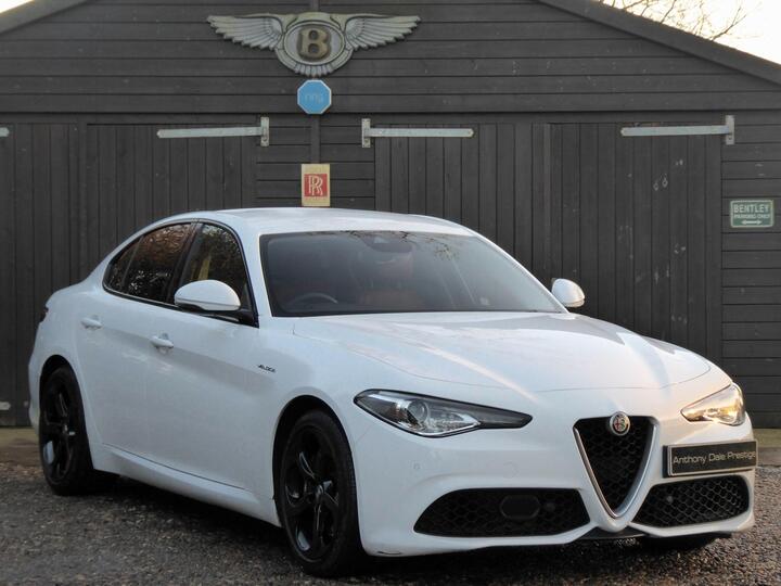 Alfa Romeo Giulia 2.0T Veloce Auto Euro 6 (s/s) 4dr
