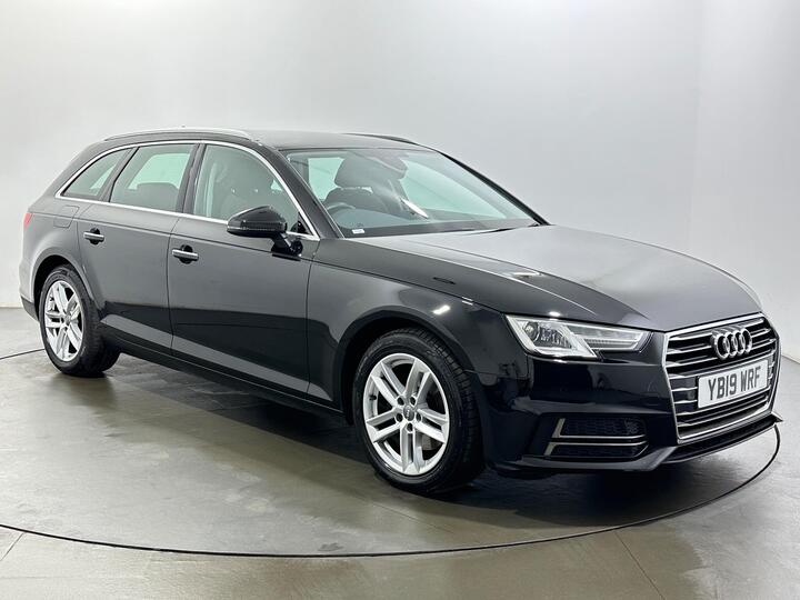 Audi A4 Avant 2.0 TDI 35 SE S Tronic Euro 6 (s/s) 5dr