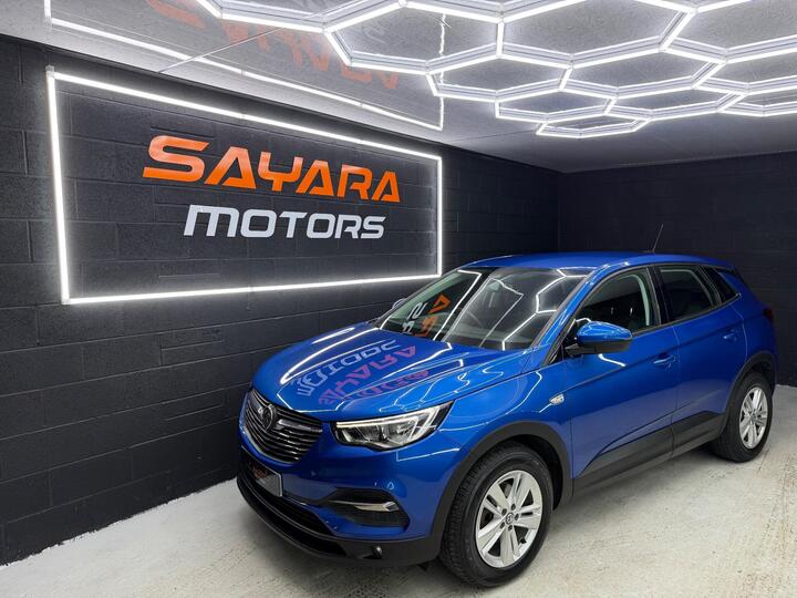 Vauxhall Grandland X 1.2 Turbo SE Euro 6 (s/s) 5dr Vauxhall Grandland X 1.2 Turbo SE Euro 6 (s/s) 5dr