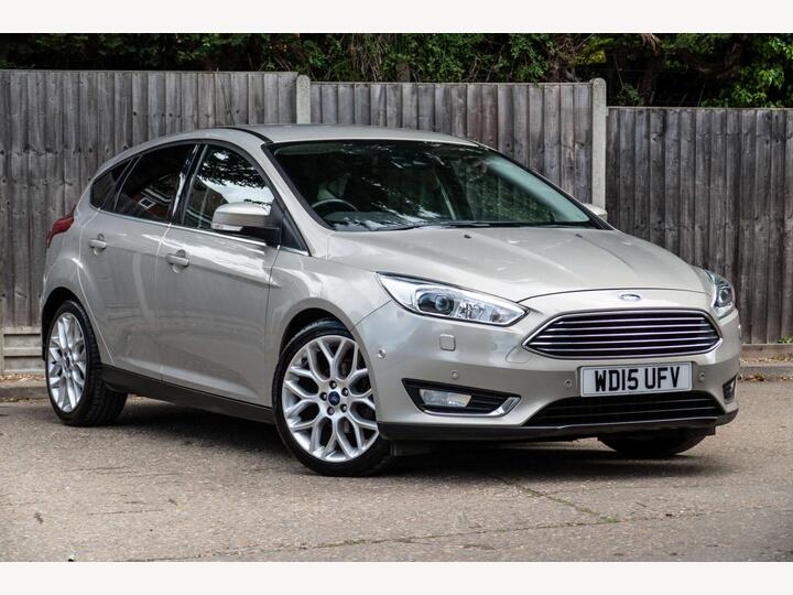 Ford FOCUS 1.0T EcoBoost Titanium X Euro 6 (s/s) 5dr
