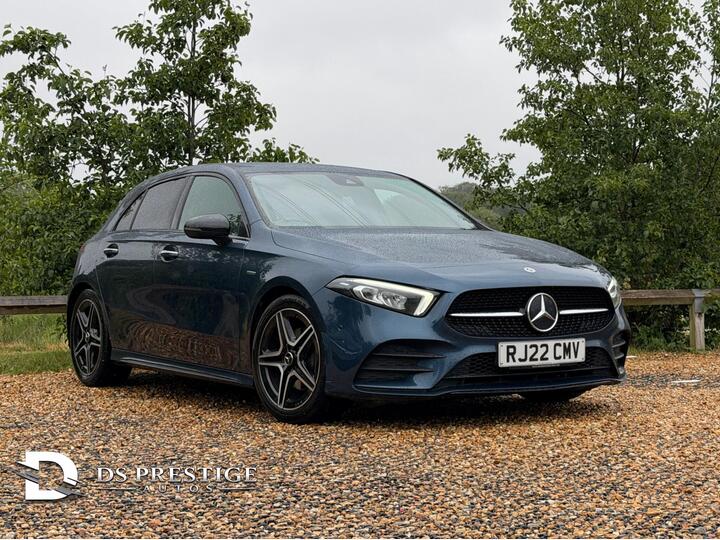Mercedes-Benz A Class 1.3 A180 AMG Line Edition (Premium) 7G-DCT Euro 6 (s/s) 5dr