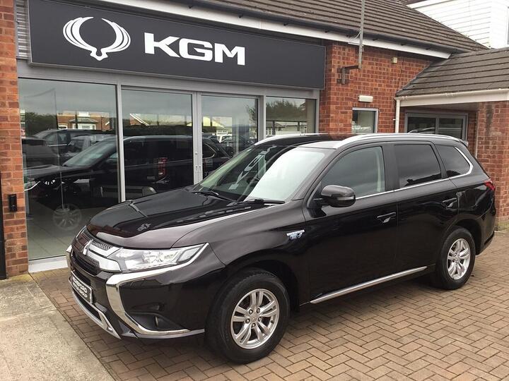 Mitsubishi Outlander 2.4h TwinMotor 13.8kWh Juro CVT 4WD Euro 6 (s/s) 5dr