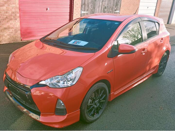 Toyota Aqua 1.5 VVT-h Petrol Hybrid G Sport 5dr