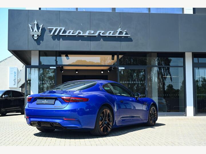 Maserati Granturismo 92.5kWh Blu Inchiostro Auto AWD 2dr
