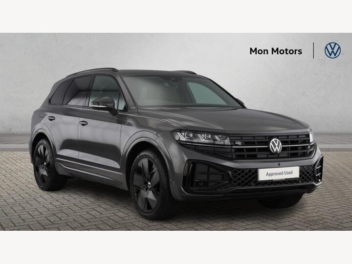 Volkswagen Touareg 3.0 TDI V6 Black Edition Tiptronic 4Motion Euro 6 (s/s) 5dr