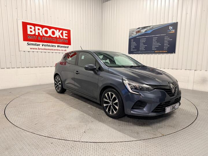 Renault Clio 1.0 TCe Iconic Euro 6 (s/s) 5dr