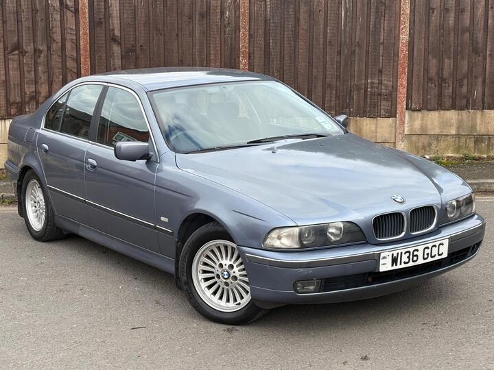 BMW 5 Series 2.0 520i SE 4dr