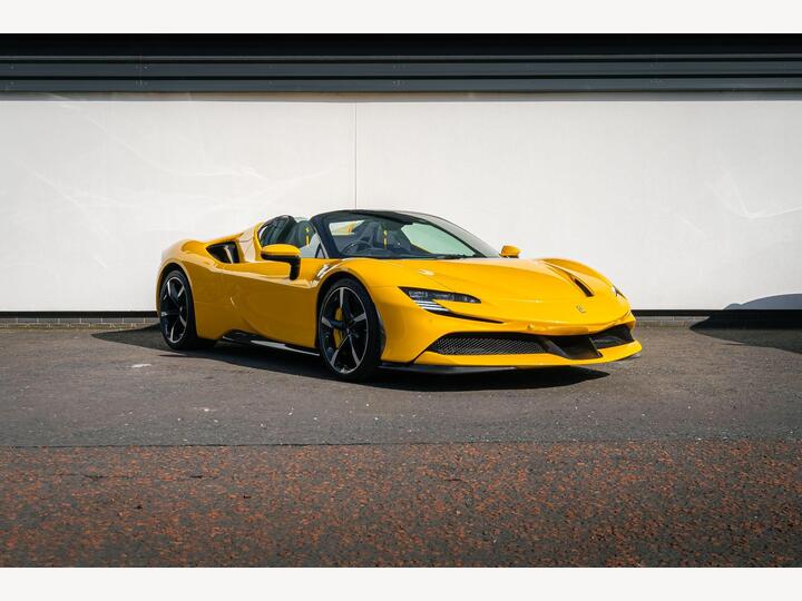 Ferrari SF90 Spider 4.0T V8 7.9kWh F1 DCT 4WD Euro 6 (s/s) 2dr