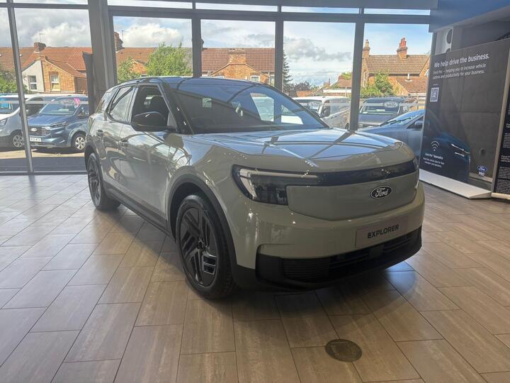 Ford Explorer Extended Range 79kWh Collection Auto 5dr