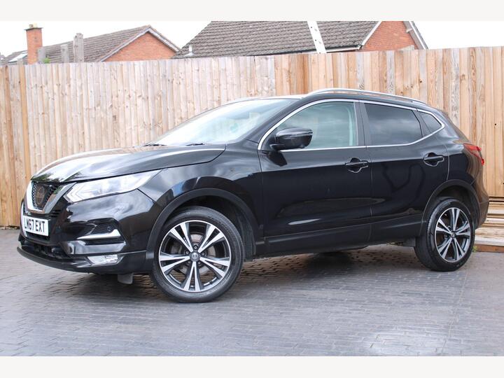 Nissan Qashqai 1.2 DIG-T N-Connecta Euro 6 (s/s) 5dr