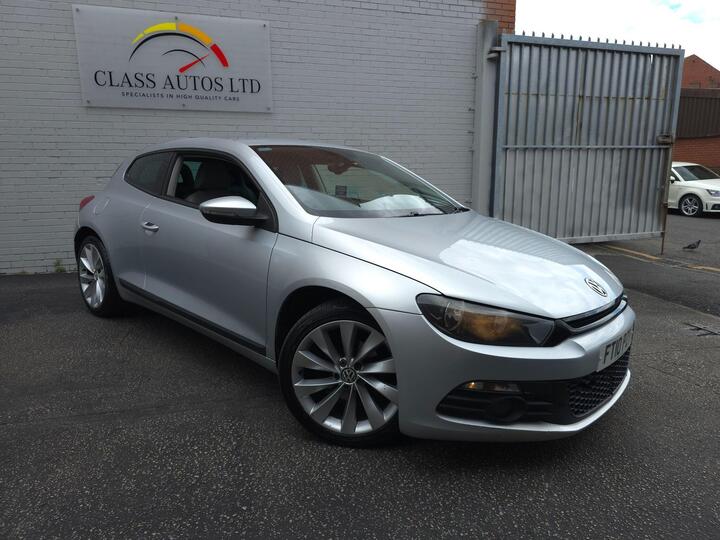 Volkswagen Scirocco 2.0 TDI GT DSG Euro 5 3dr